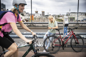 Mit dem Rad zur Arbeit fahren: Welche Kleidung brauchst du zum  Fahrradfahren im Winter? › Diamantrad