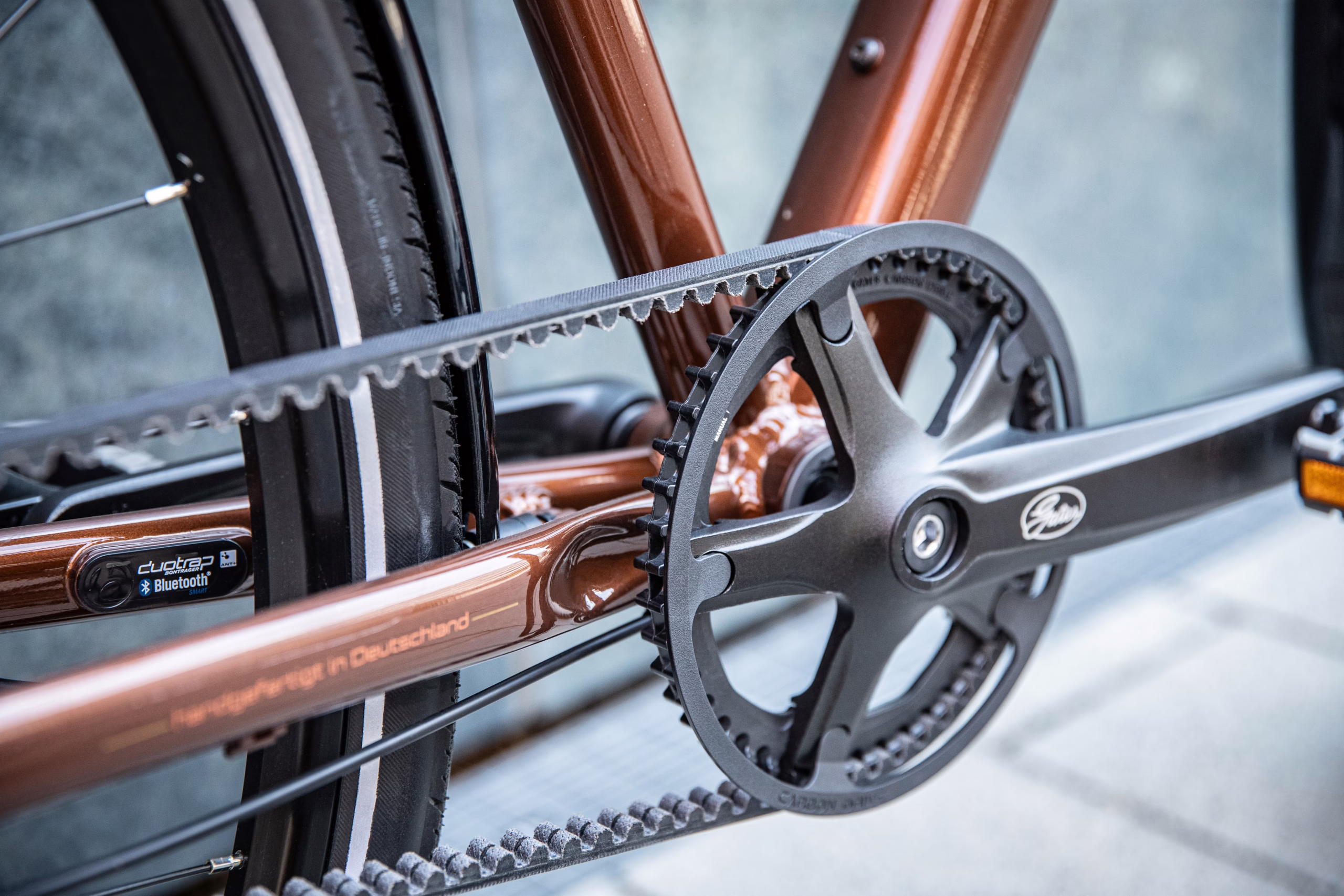 Di 23 247 noex 67i6894 300dpi detail